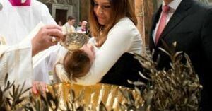 ¿Qué pasó? Muerte de un bebé tras ser bautizado causa conmoción