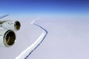 Larsen C: video muestra el impactante tamaño del iceberg más grande de la historia