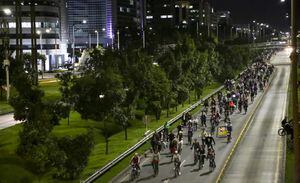 Vías habilitadas para la ciclovía nocturna de este jueves en Bogotá