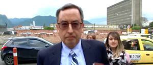 Expresidente de Corficolombiana y su familia se enfrentaron a periodistas que los grabaron en antesala de audiencia