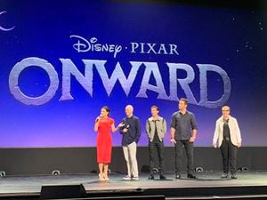 Tom Holland y Chris Pratt desataron al público durante la presentación de Pixar en la D23