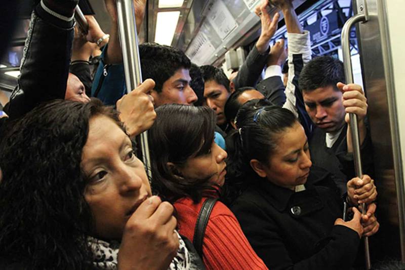 Las estaciones del metro en las que las mujeres sufren más acoso