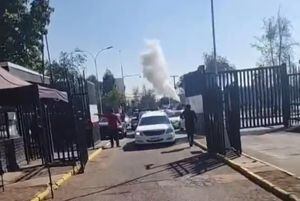 Habló el chofer de la carroza del “Guatón Carlos”: “El guardia estaba solo y frente a tanta gente no lo quedó otra que abrir”