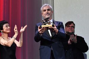 Alfonso Cuarón confiesa a quién le dedicó el filme “Roma”, gran ganador en Venecia