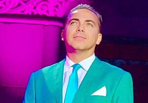 Cristian Castro lanzó versión metalera de “Lloviendo Estrellas” y se viralizó