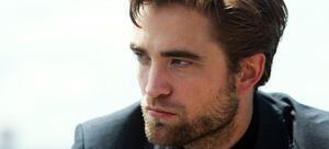 Robert Pattinson al probarse el traje de Batman: "Es increíblemente difícil entrar"