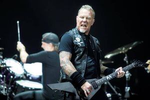 James Hetfield pide disculpas por no poder regresar a Metallica y tocar en diferentes eventos
