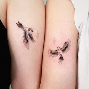 Tatuajes de aves para mujeres empoderadas que aman la libertad