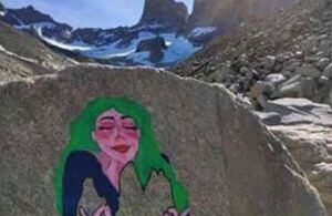 Con arraigo nacional queda turista italiana que hizo rayado en Torres del Paine