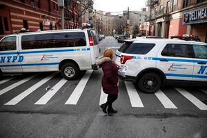 Dos policías heridos de bala en ataques separados en Nueva York