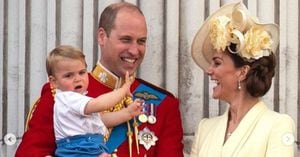 Las fotos que muestran cómo ha cambiado el príncipe William a sus 37 años