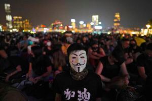 Hong Kong vetaría acceso a internet para frenar las protestas