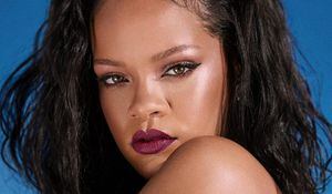 Rihanna revela su nuevo look en la última campaña de Savage x Fenty