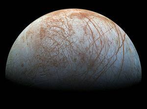 ¿Por qué sería tan complicado aterrizar en Europa, la luna de Júpiter?