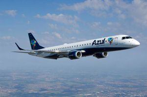 Embraer e Azul assinam contrato de gestão de manutenção para frota de jatos E190 e E195