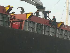 EE.UU. y Guatemala decomisan tres toneladas de cocaína en buque de Tanzania