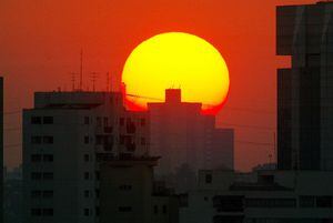Previsão do Tempo: sol e grande amplitude térmica marcam a sexta-feira em São Paulo