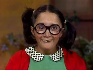María Antonieta, a Chiquinha de “Chaves”, posta foto sensual aos 70 anos e ganha elogios