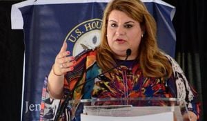 Despreocupada Jenniffer González ante expresiones de congresista Grijalva