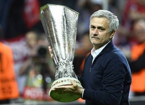Jose Mourinho extiende su exitosa carrera con 25 títulos y cuatro coronas europeas