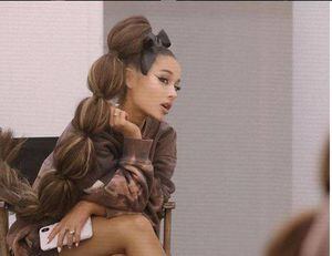 Ariana Grande entregó emotivo mensaje a sus seguidores: "Ustedes salvaron mi vida"