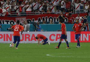 Uno a uno de Chile ante Perú en Miami: Un equipo totalmente superado y perdido en todas las facetas