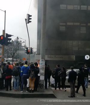 VIDEO: pánico por incendio en pizzería del norte de Bogotá
