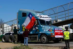 Suspenden paro de camioneros en Valparaíso: si Gobierno no cumple petitorio volverán a las calles