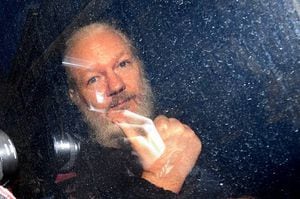 Fiscalía sueca reabre la investigación contra Assange por supuesta violación