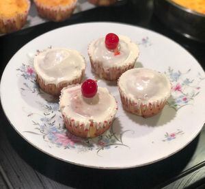Exquisita receta de cupcakes de limón rellenos de cereza