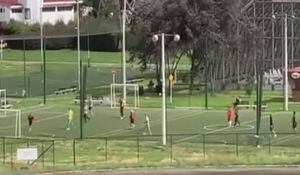 Policías habrían violado la cuarentena para jugar fútbol en Bogotá
