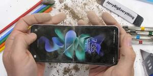 Video: Samsung Galaxy Z Flip 3 sobrevive a prueba extrema de resistencia