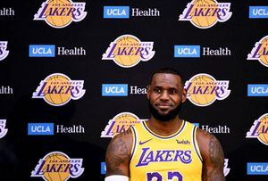 LeBron James no se pone presión con los Lakers: "Solo quiero mejorar cada día, no espero nada más"