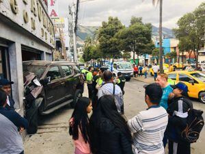 Fuerte accidente de tránsito en la avenida Rodrigo de Chávez, sur de Quito