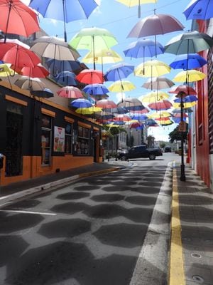 Aibonito también tiene su Paseo de las Sombrillas