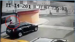 Mujer es detenida al quedar grabada en un intento de asalto en Manabí