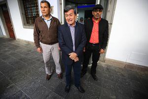 Eln discute el futuro de la mesa en Quito