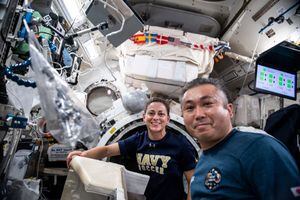 Dos astronautas dn la ISS realizarán su primera caminata espacial el 20 de enero: así puedes verla en vivo