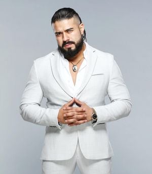 Andrade reaparecerá en México tras su salida de WWE