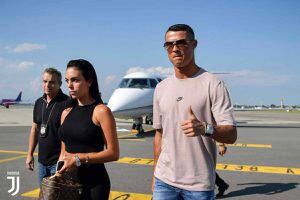 De locos: Juventus transmitió cada instante de la llegada de su estrella Cristiano Ronaldo a Turín