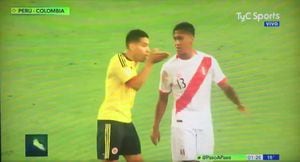 El video que delata a Falcao "haciendo un pacto" con los peruanos para no "agredirse" y eliminar a Chile