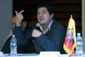 ¿Quién es Andrés Arauz, candidato presidencial, binomio de Rafael Correa?