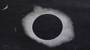 Esta es la primera grabación de un eclipse solar en Chile y es de 1958