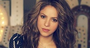 Imagen de Shakira sin depilar los vellos de sus axilas causa revuelo en las redes sociales