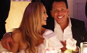 Flores blancas y luces moradas: así fue la fiesta de compromiso de Jennifer Lopez y Alex Rodríguez