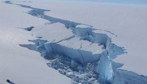 Larsen C: Glaciólogo revela qué pasó y dónde está el gigantesco iceberg que cambió la forma de la Antártica