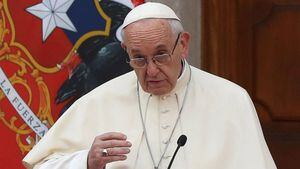 Papa Francisco acepta renuncia de cuestionado obispo Goic en medio de polémica por denuncias de abusos sexuales en diócesis de Rancagua