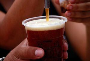 Estudio confirma que la cerveza es más efectiva que el paracetamol para eliminar el dolor de cabeza