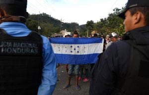 Llegan a Honduras las primeras familias deportadas de Estados Unidos