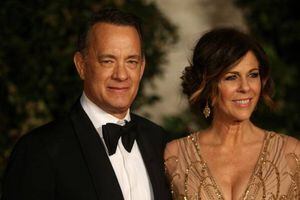 Tom Hanks publicó una foto junto a su esposa días después de dar positivo en coronavirus